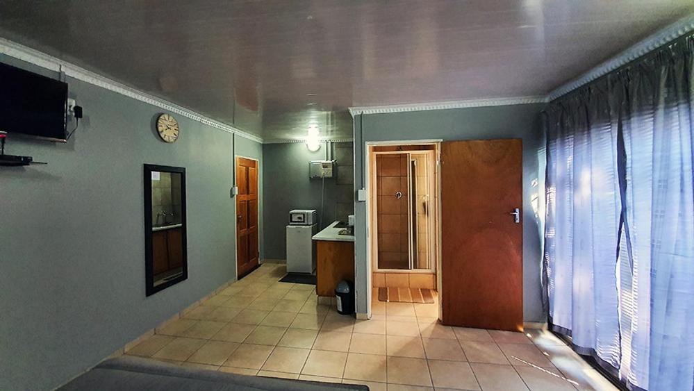 Genesis Self Catering Apartments Bloemfontein Kültér fotó