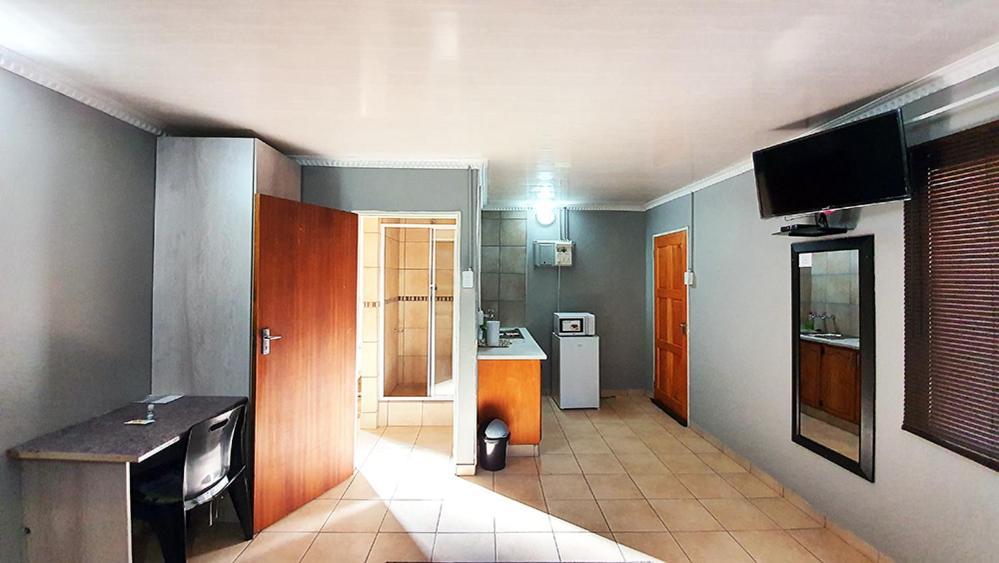 Genesis Self Catering Apartments Bloemfontein Kültér fotó