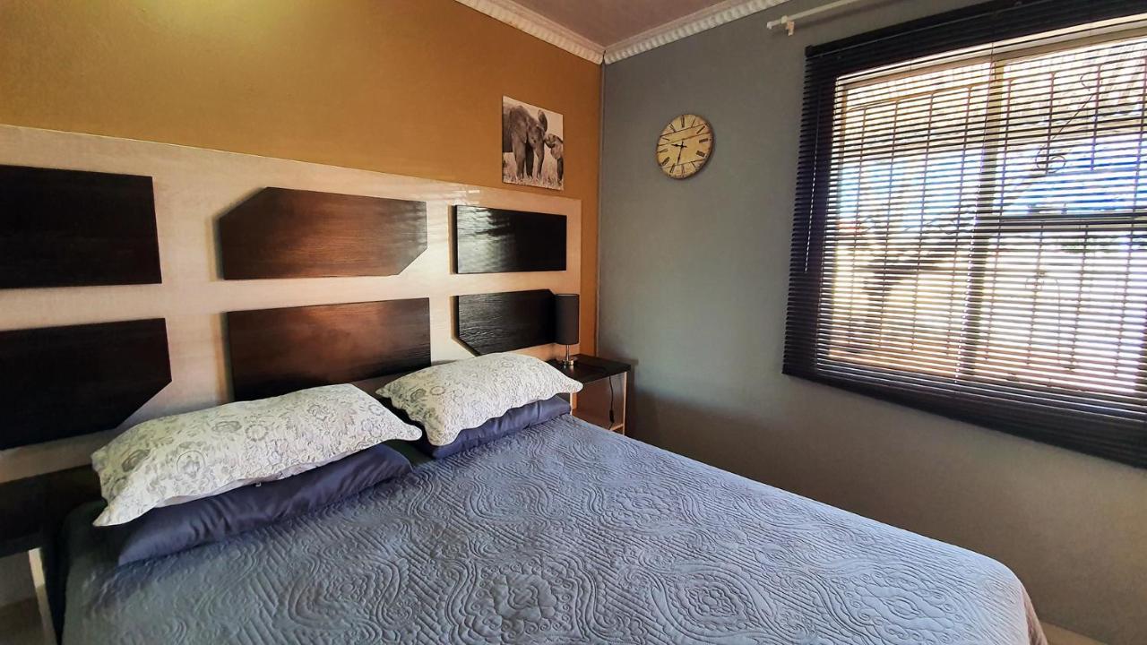 Genesis Self Catering Apartments Bloemfontein Kültér fotó